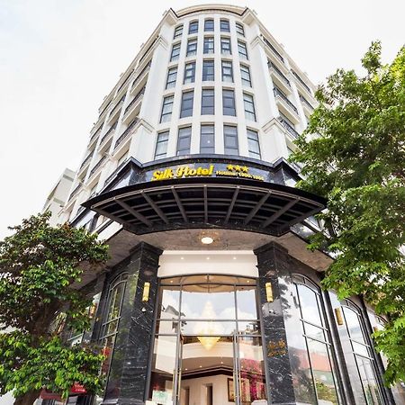 Silk Hong Ha Airport Hotel Хошимин Экстерьер фото