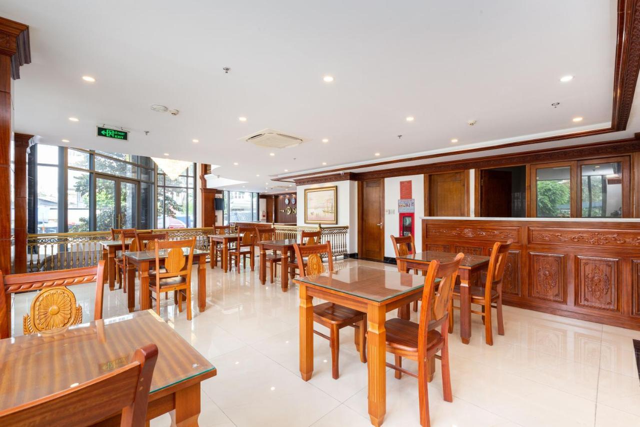 Silk Hong Ha Airport Hotel Хошимин Экстерьер фото