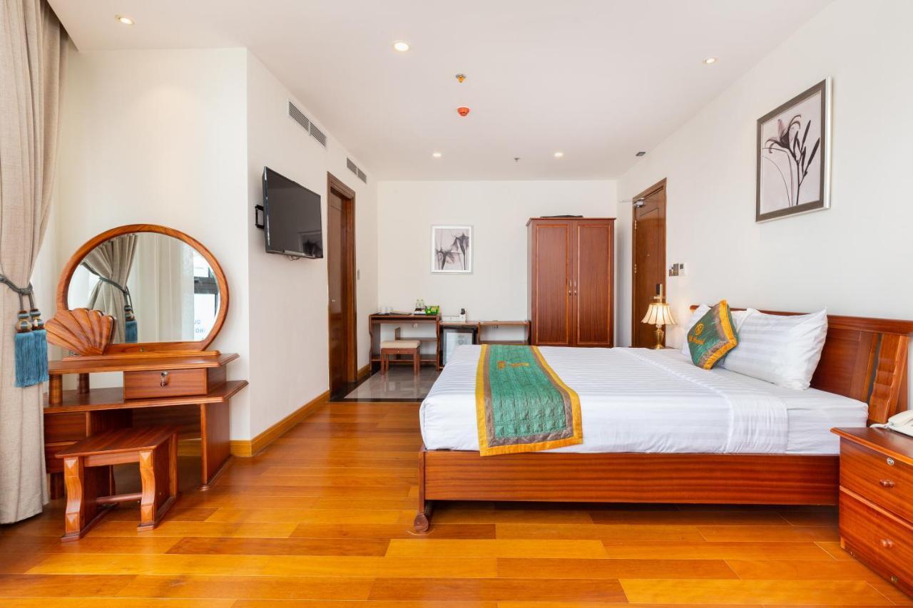 Silk Hong Ha Airport Hotel Хошимин Экстерьер фото