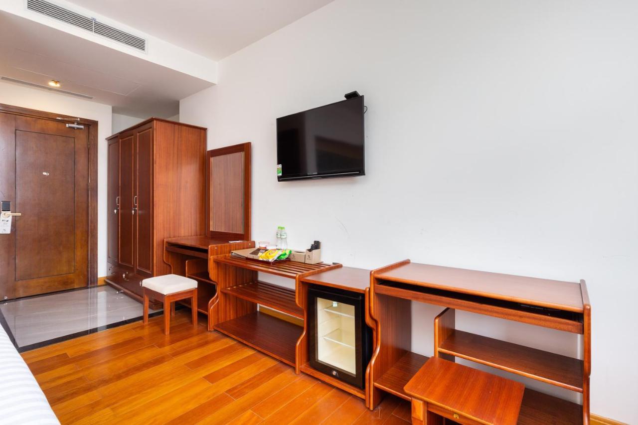 Silk Hong Ha Airport Hotel Хошимин Экстерьер фото
